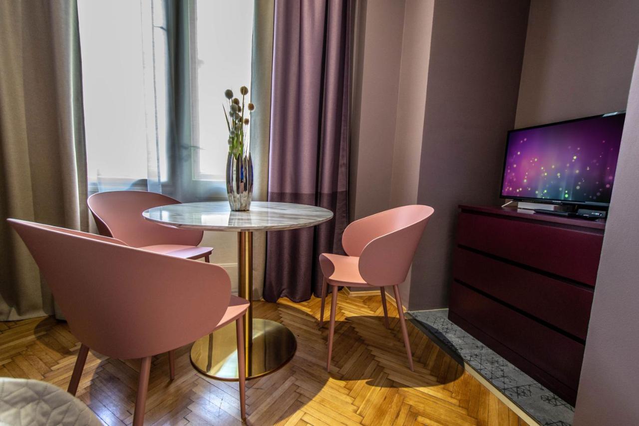 Colorful Day In Prague Design Apartments 외부 사진