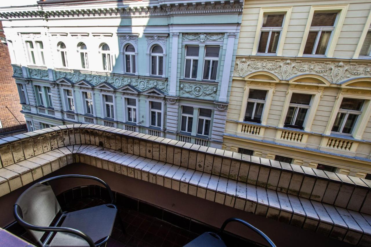 Colorful Day In Prague Design Apartments 외부 사진